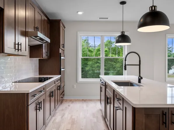 280 Martins Landing Way #201, North Reading, MA 01864