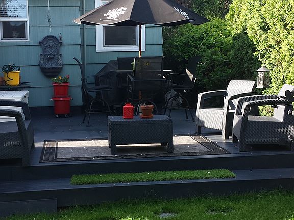 Main entry to new deck
