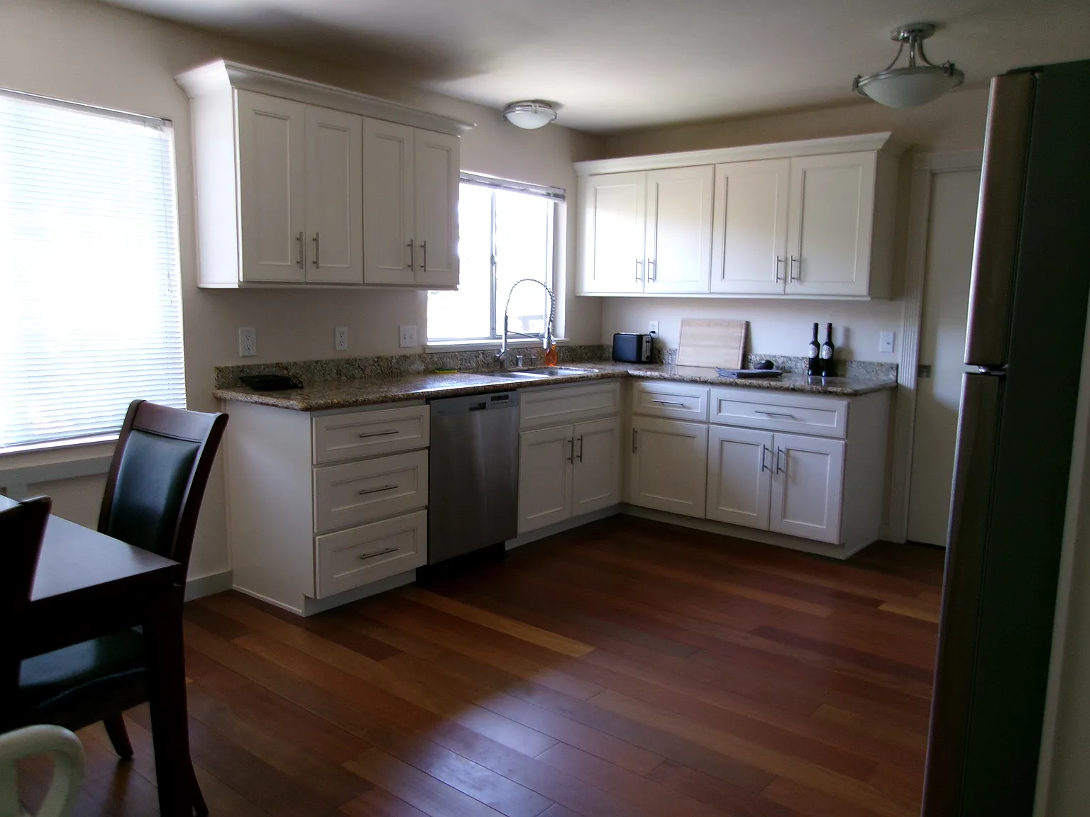3 bed, 2.5 bath, 1952 sqft, $1,800 — Photo 4