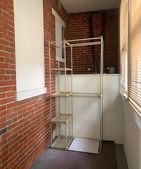 1948 Green St - 4 — Photo 4