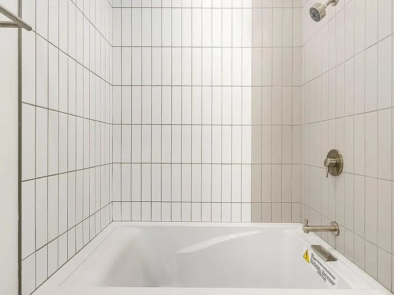 120 Mosaic Blvd #301 — Photo 34