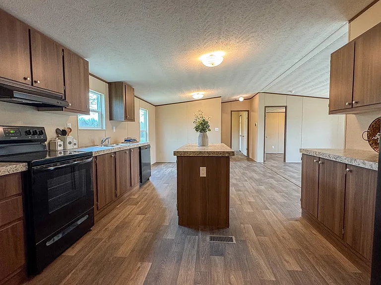 256 County Road 3101 — Photo 7