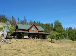 18000 Illinois River Rd, Cave Junction, OR 97523