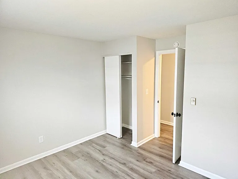 Highview Apartments — Photo 24