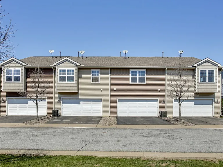 3331 Cherry Ln #D — Photo 47