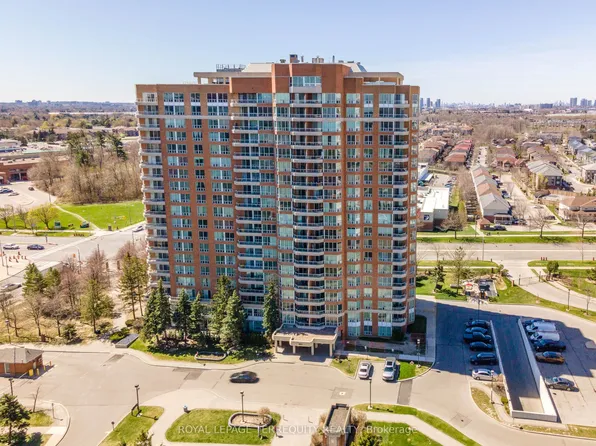 400 McLevin Ave #602, Toronto, ON M1B 5J4