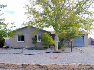 952 Sunflower Dr SW, Rio Rancho, NM 87124