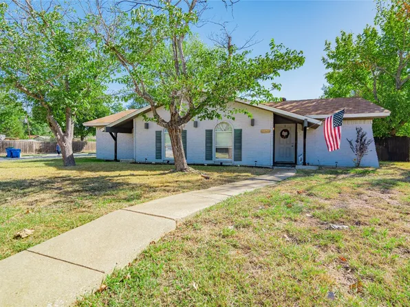 3614 Skyline Dr, Rowlett, TX 75088