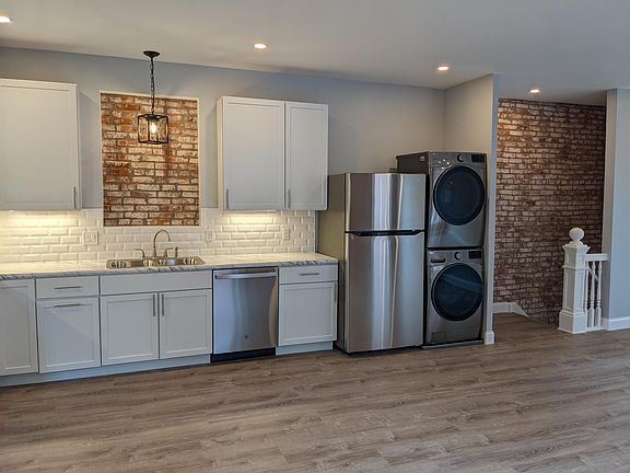 3rd image of 4153 Botanical Ave Floor 2