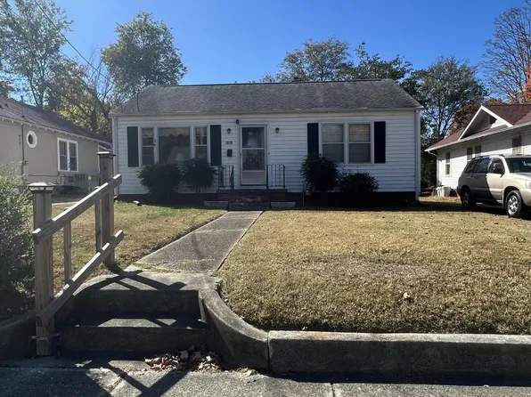 3119 Clearview St, Knoxville, TN 37917