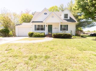 241 E Morris Dr, Gallatin, TN 37066