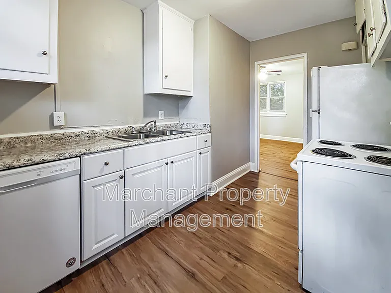 4 Brookforest Dr — Photo 9