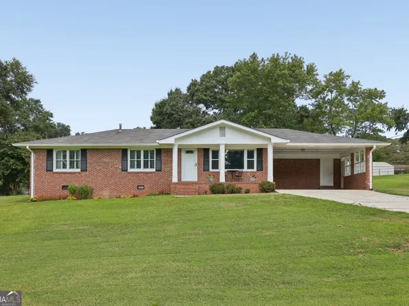 2833 Crabapple Cir, Dacula, GA 30019
