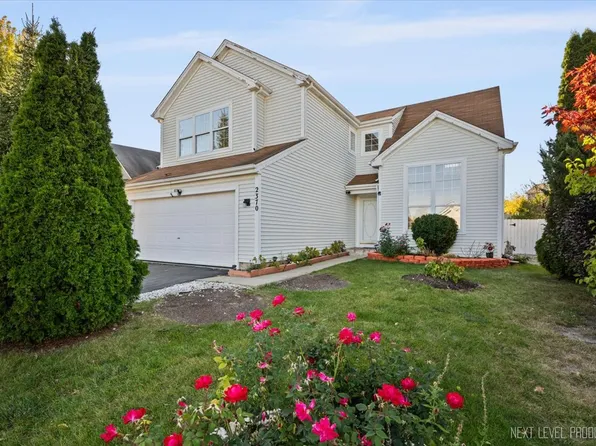 2370 N Salem Ln, Round Lake Beach, IL 60073
