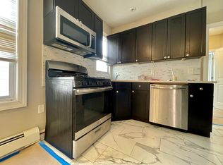 191 Wegman Pkwy #37E, Jersey City, NJ 07305