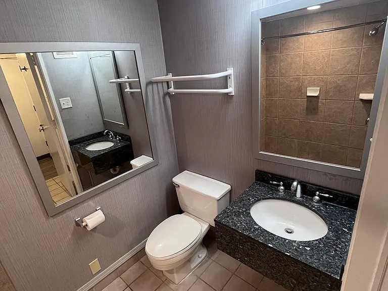Live at the BLVD 2500 New, beautiful and best location! — Photo 68