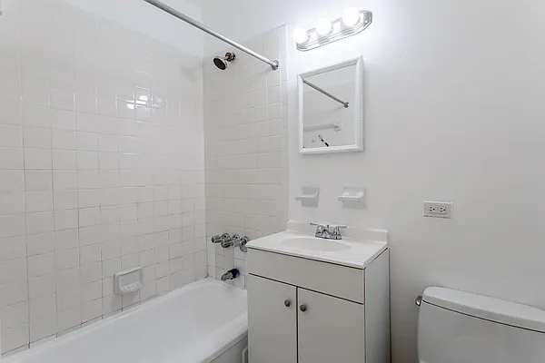 Rented by Bond New York | media 21