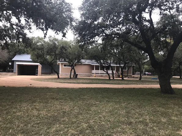 8715 Buckskin Dr #A, Boerne, TX 78006