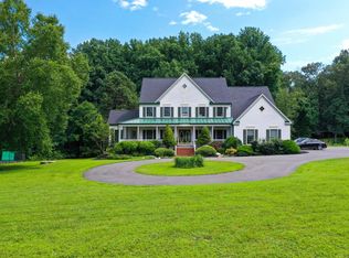 11801 Chapel Rd, Clifton, VA 20124