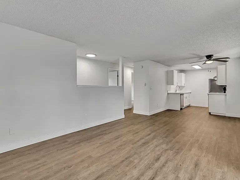 The Landing Apartments — Photo 11