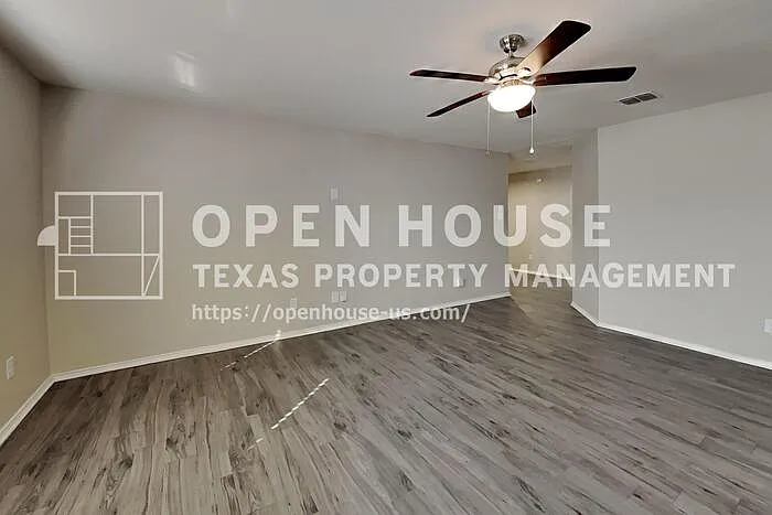 4 bed, 2.0 bath, 1724 sqft, $2,190 — Photo 4