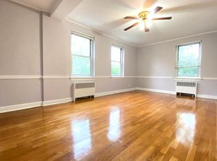 811 Palmer Rd #3, Bronxville, NY 10708