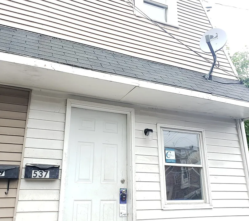 537 Pratt St