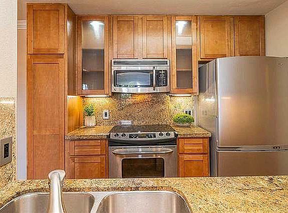 3rd image of 665 Dartmore Ln APT 354