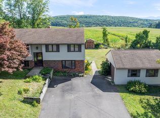 44 Coons Rd, Coeymans Hollow, NY 12046