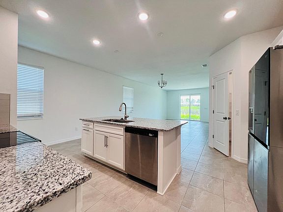 4th image of 6541 Great Bear Dr
