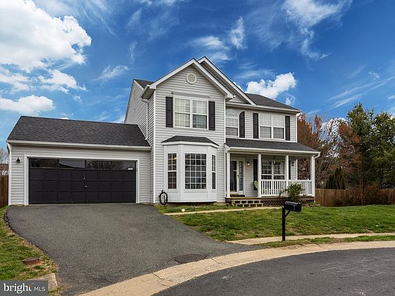2nd image of 7 Carissa Ct
