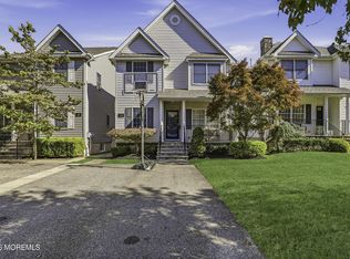 13 Treeside Lane, Lakewood, NJ 08701
