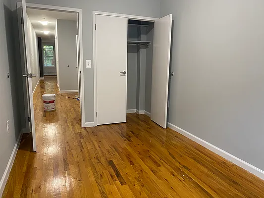 Rented by EXR | media 20