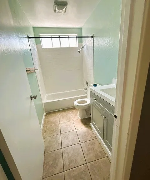 Bathroom (Common)
