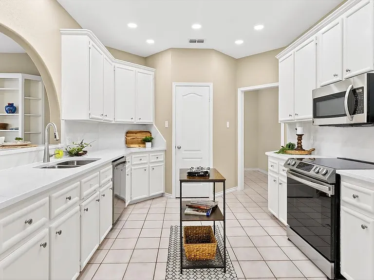 15222 Isla Pinta Ct — Photo 16