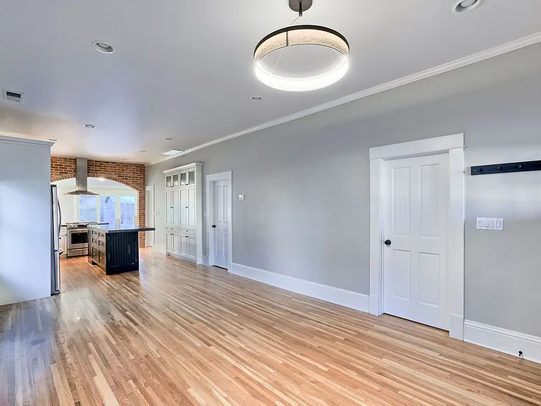 627 Laporte Ave — Photo 6