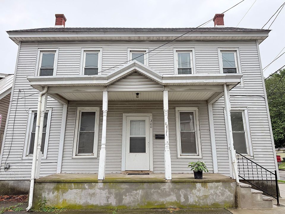 1st image of 200 SE 2nd St