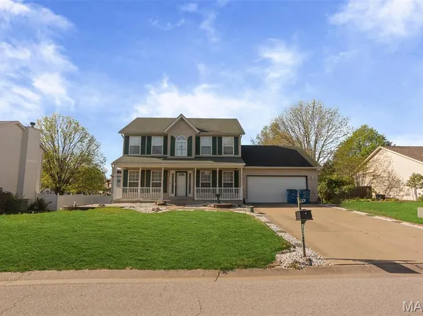 3234 Stonebridge Dr, Shiloh, IL 62221