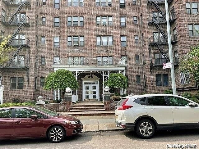 1st image of 170-40 Highland Avenue #605