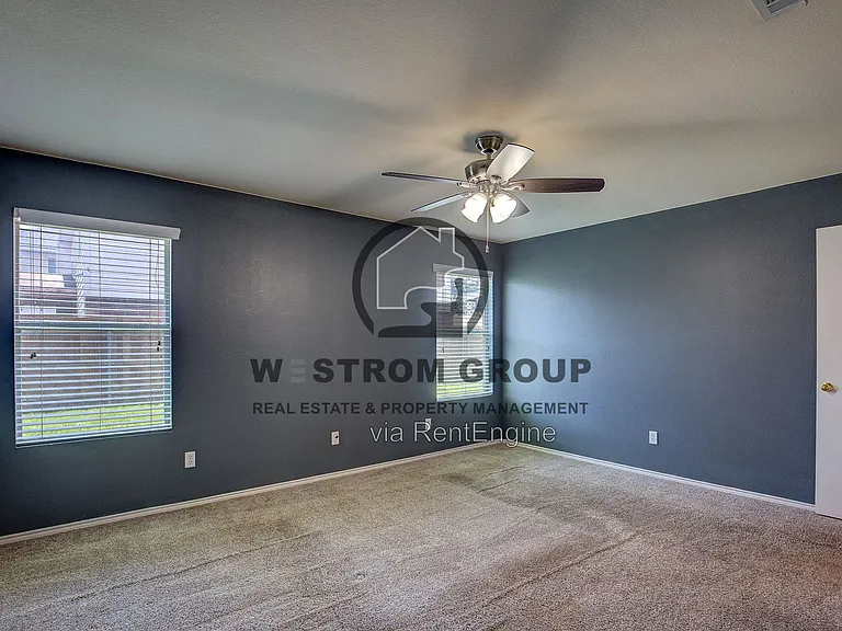 7000 Sylvan Meadows Dr — Photo 27