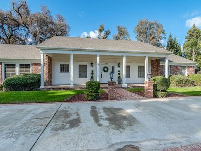 2929 S Church Street, Visalia, CA, 93277