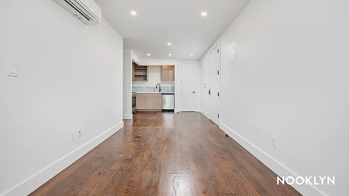 Rented by Nooklyn NYC LLC | media 11