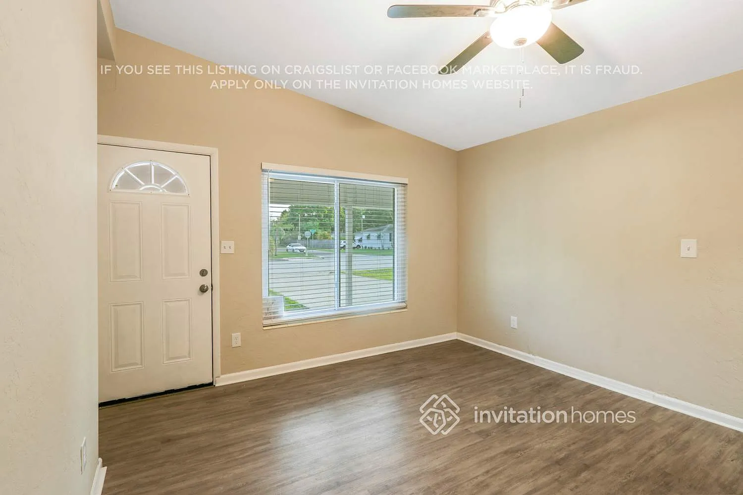 1320 54Th Ave N St. Petersburg, FL 33703 — Photo 3