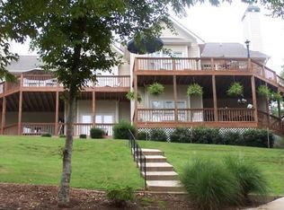 1560 Vintage Club Dr, Greensboro, GA