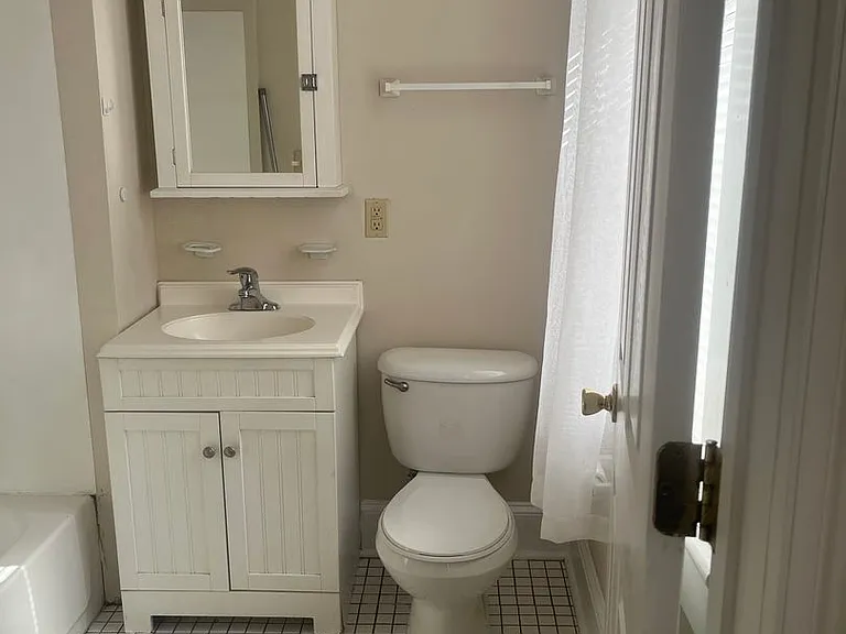 359 Walnut Ave SW — Photo 8