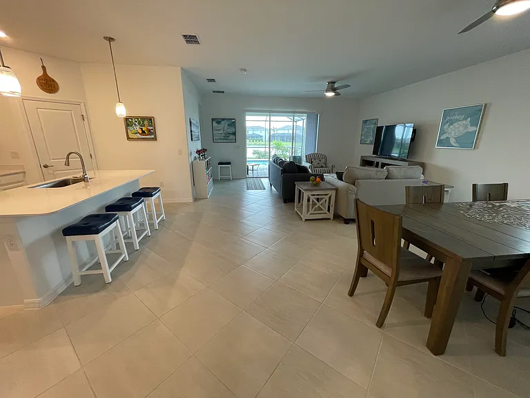 2524 Kona Way — Photo 7