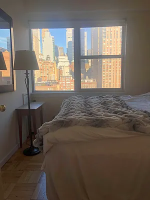 Rented by Compass | media 13