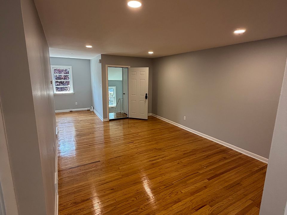 1st image of 3227 Plumstead Ave Floor 2