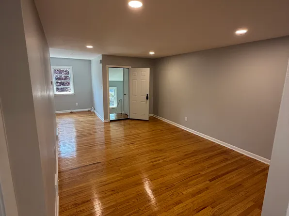 3227 Plumstead Ave Floor 2, Drexel Hill, PA 19026