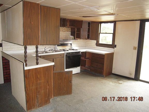 2nd image of 10117 Carney St